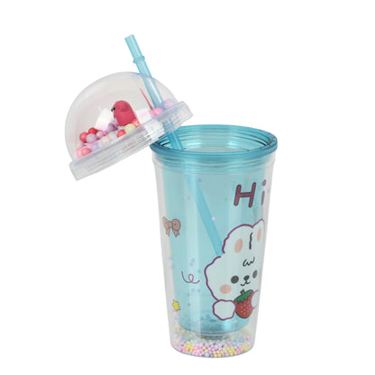 Sipper with straw