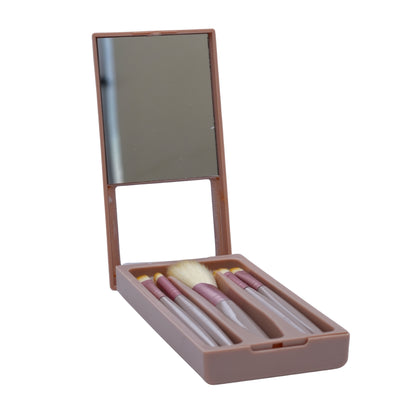 Strong grip smooth make up brush