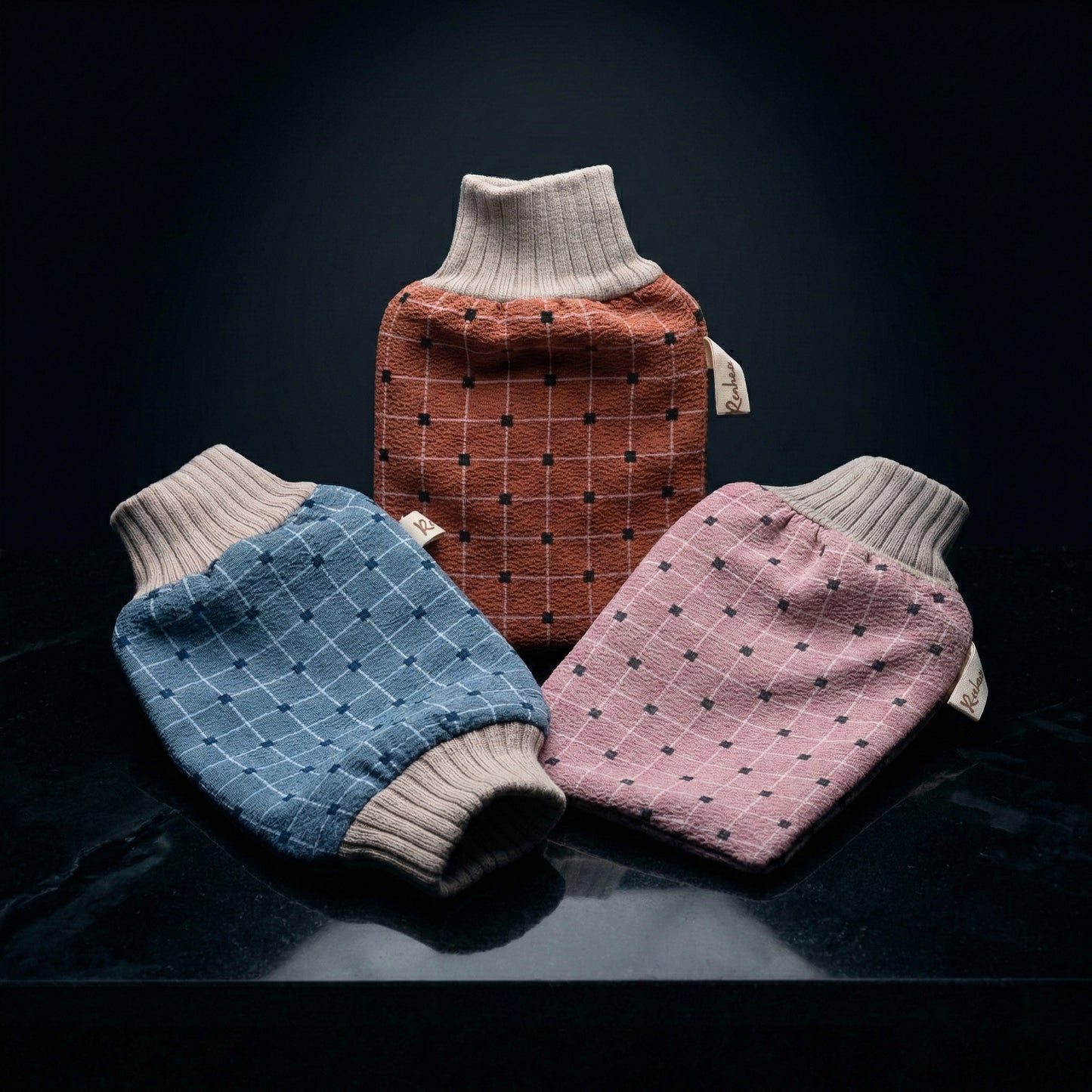 Soft body scrub bath gloves