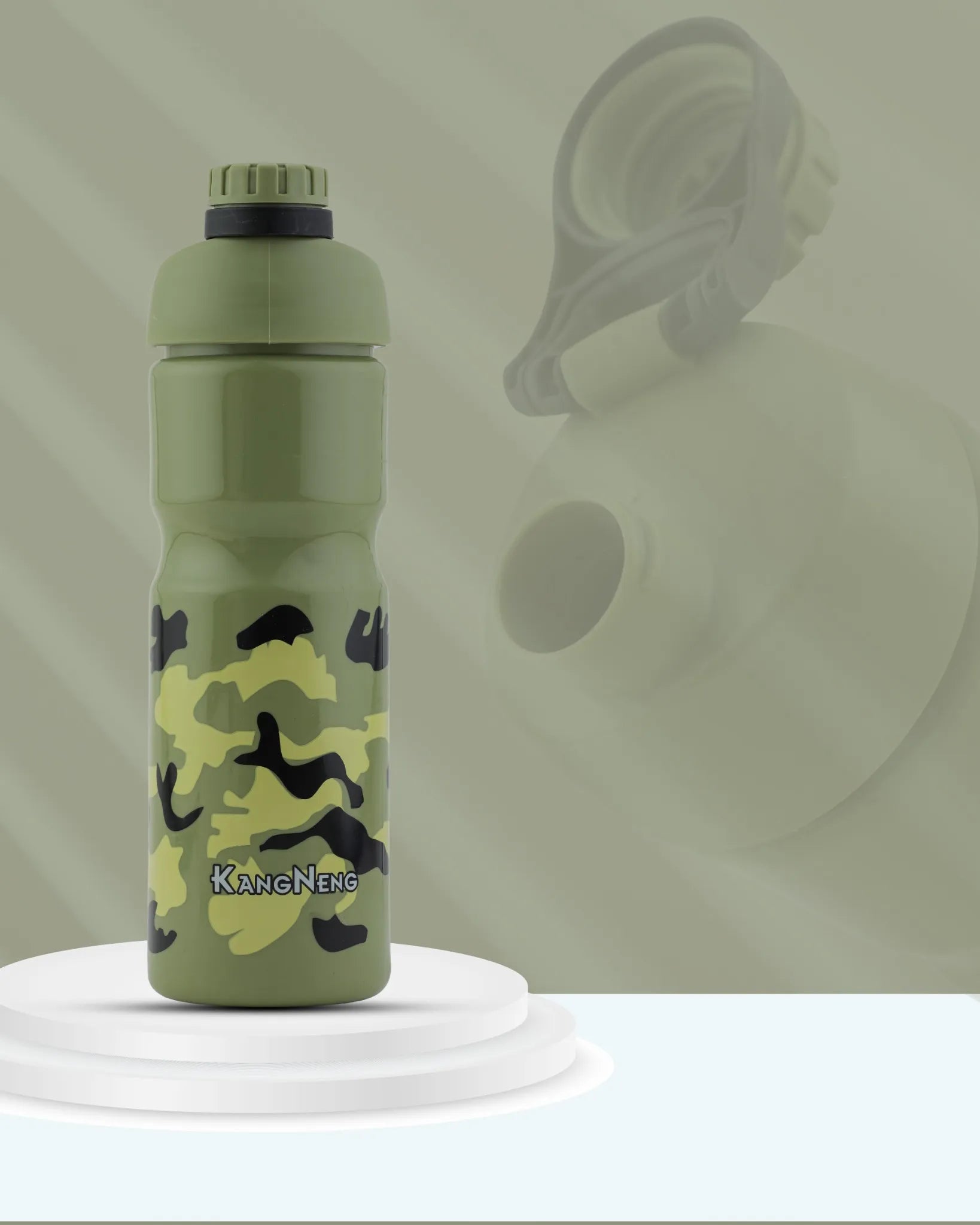 Army Camo Water Bottle Green – 700ml – Flip Lid BPA-Free – TUFULA